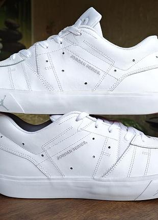 Jordan series es "swing for the fence" white red sole