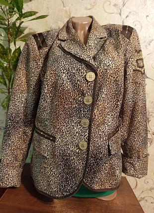 Пиджак, жакет, куртка женская