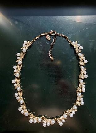 Cc charming charlie брендовое колье с искусственными жемчугом и кристаллами