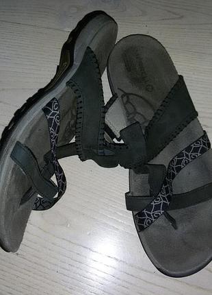 Merrell (сша) -замшевые шлепанцы -вьетнамки р. 40 (26см)