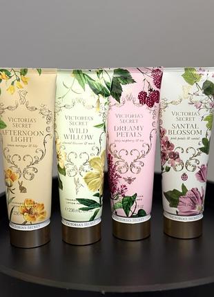 Лосьйон для тіла victoria secret