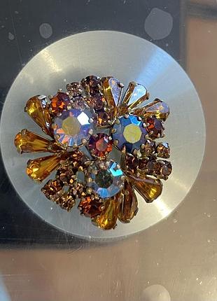 Вінтажна брошка