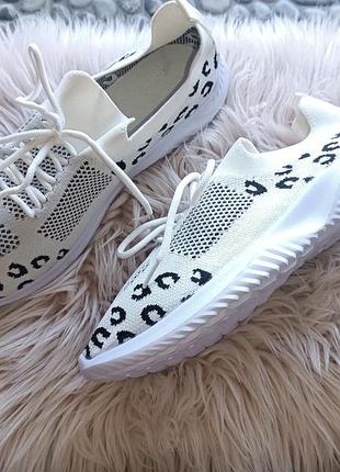 Макасіни кросівки 41 білі текстильні кеди