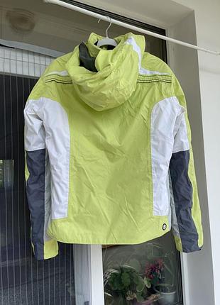 Яскрава тепла куртка 4