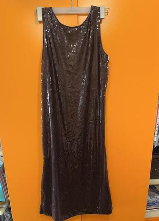 Платье с паетками