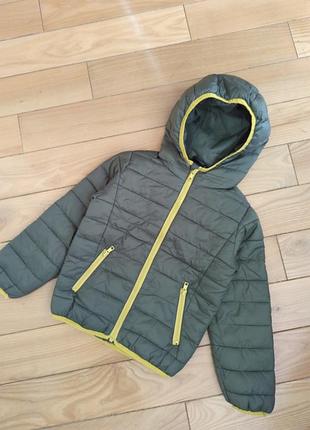 Демисезонная курточка