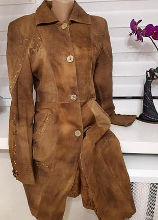 Ретро плащ жіночий замшевий з оздобленням