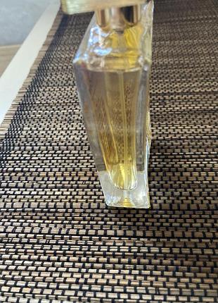 Дуже стійкий аромат