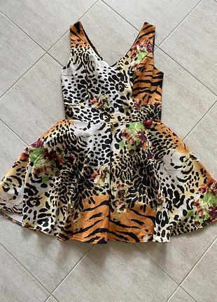 Дуже гарна різнокольорова міні-сукня з леопардовим принтом, розмір s-m (36-38)