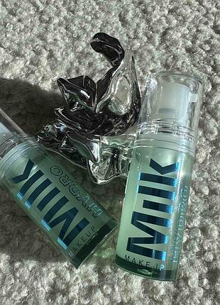 Оригінал зволожуючий гель-праймер для макіяжу milk makeup hydro grip hydrating makeup primer with hyaluronic acid + niacinamide