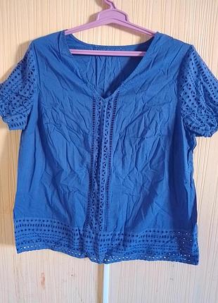 Котонова блузка з прошвою