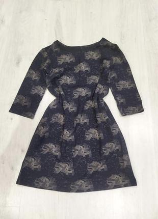 Трикотажное платье худи