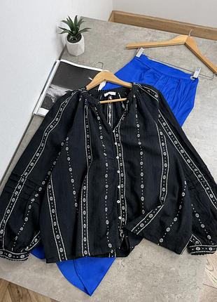 Рубашка с вышивкой