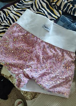Шорты с пайетками