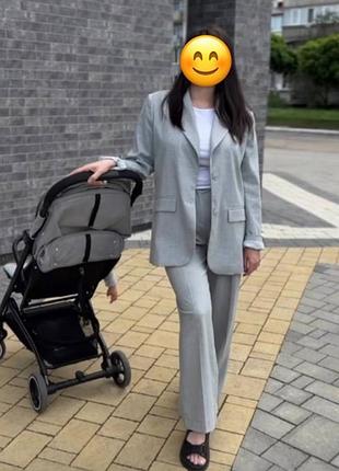 Костюм брючний з піджаком fashionista