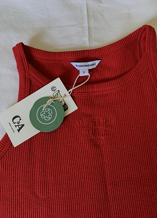 Червоний топ