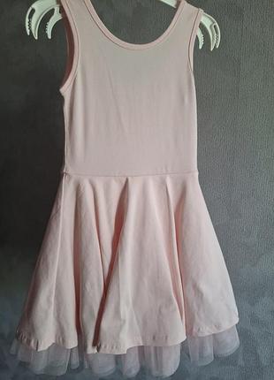 Нарядное платье на девочку