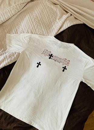 Футболка оверсайз новая с надписями с крестами новая с упаковкой