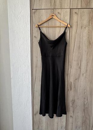 Сукня must have