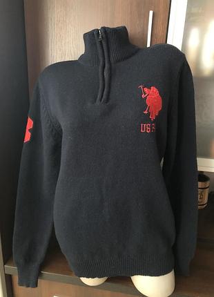 Кофта під горло