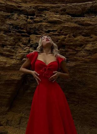 Муслиновое платье