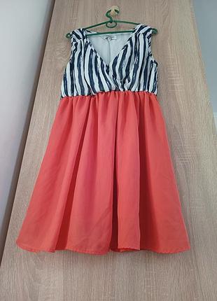 Красива жіноча сукня на підкладці