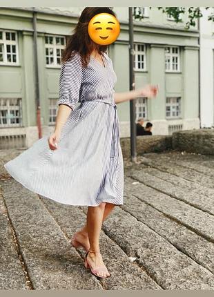 Літнє легке плаття reserved