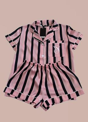 Шовкова піжама з шортами