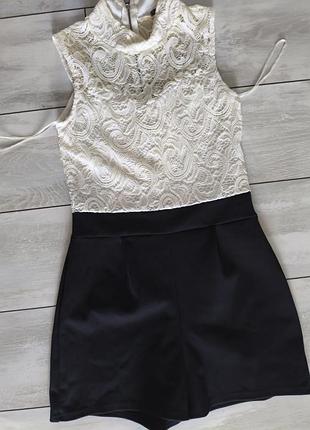 Красивый комбинезон с шортами в офис, размер с