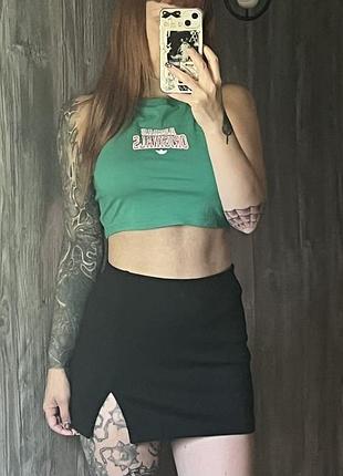 Юбка з розрізом