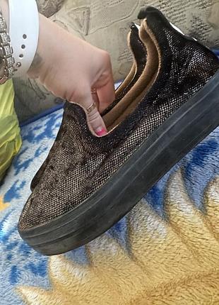 Жіночі сліпи/кеди