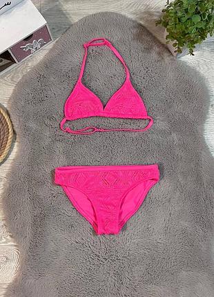 Яскравий купальнік у відмінному стані