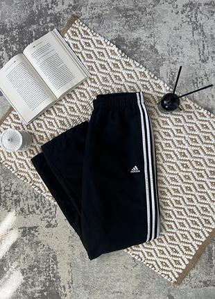 Спортивні штани чоловічі adidas climacool чорні з 3 смужками, широкі знизу, утяжки, розмір m, ідеальний стан