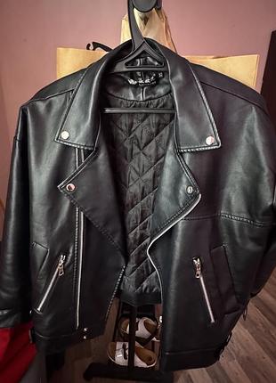 Бомбер , куртка