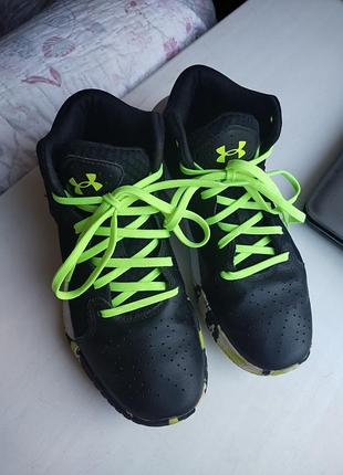 Кроссовки подростковые under armour оригинал 38р