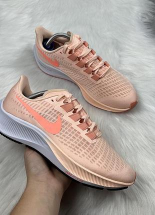 Жіночі оригінальні бігові кросівки nike air zoom pegasus 37