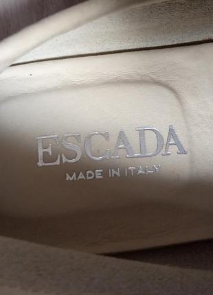 Лофери -мокасини escada шкіряні,кольору топленого молока.ручна робота.