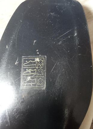 Лофери -мокасини escada шкіряні,кольору топленого молока.ручна робота.