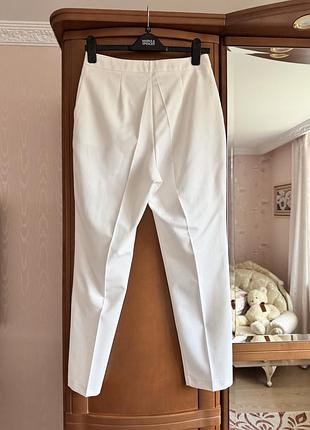 Брюки білі asos 8