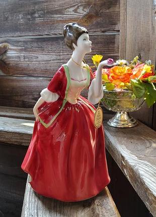 Порцелянова статуетка royal doulton flover of love