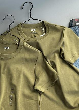Футболки uniqlo
