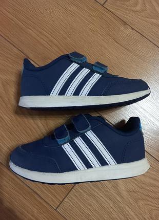 Adidas кроссовки