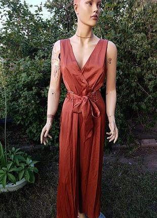 Комбинезон женский, классный.