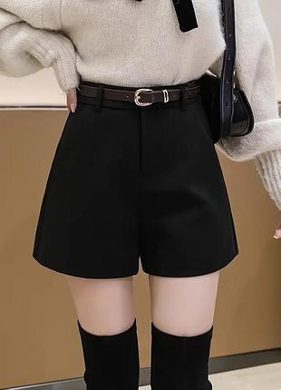 Шорти жіночі чорні з високою талією