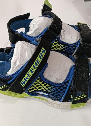 Віддам сандалі босоніжки skechers 32 розмір 22 см
