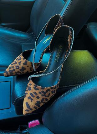 Леопардові туфлі