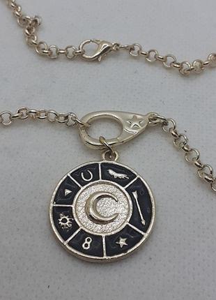 Ланцюжок із кулоном емаль