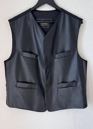 Чорний шкіряний жилет, жилетка з екошкіри tziacco