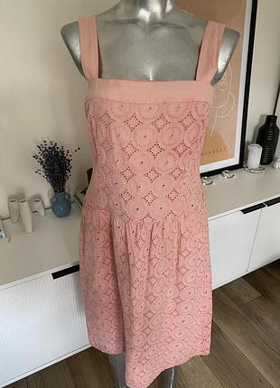 Плаття футляр