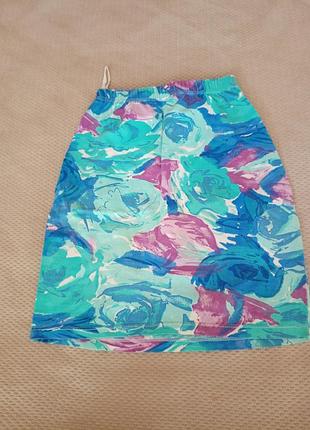 Женская короткая юбка